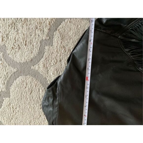 Fringe leather like black jacket size medium - Picture 13 of 13